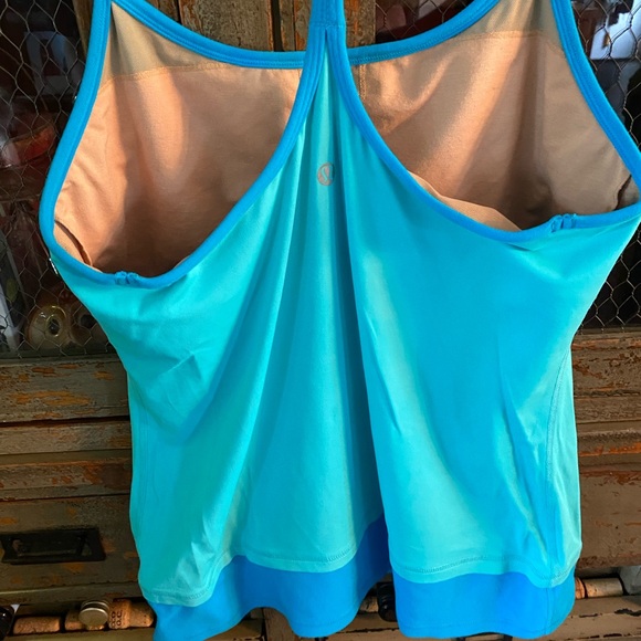 Lululemon power y tank - Picture 2 of 3